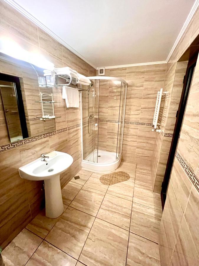 فندق Complex Azar غالات المظهر الخارجي الصورة
